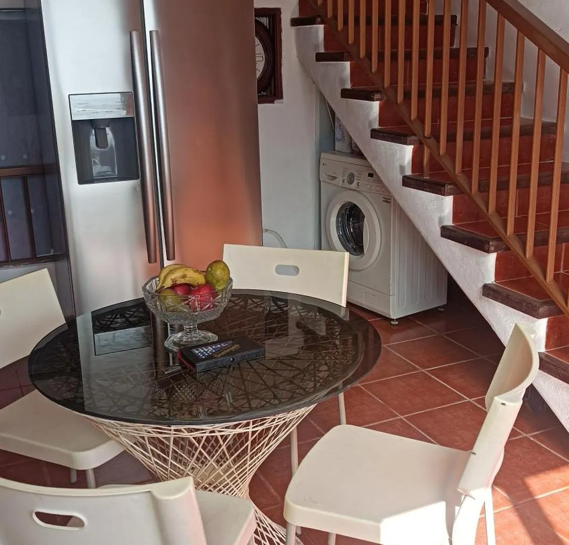 Apartment Precioso Apartamento La Jaca